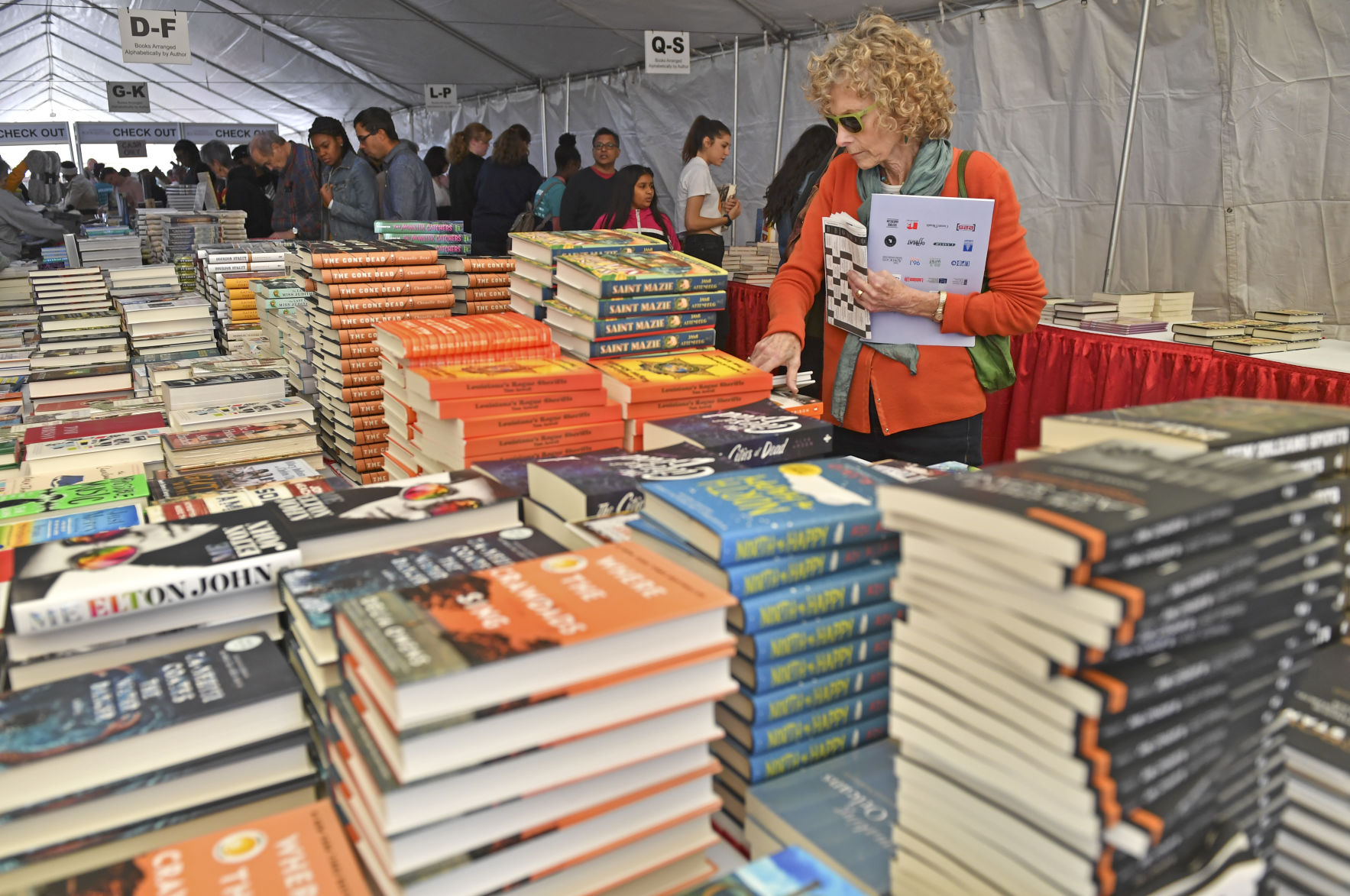 BR.bookfestival.110319 HS 669.JPG